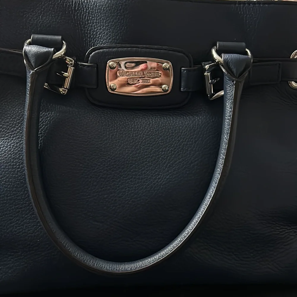 Michael Kors Blue Hamilton Shoulder Bag - Picture 2 of 16